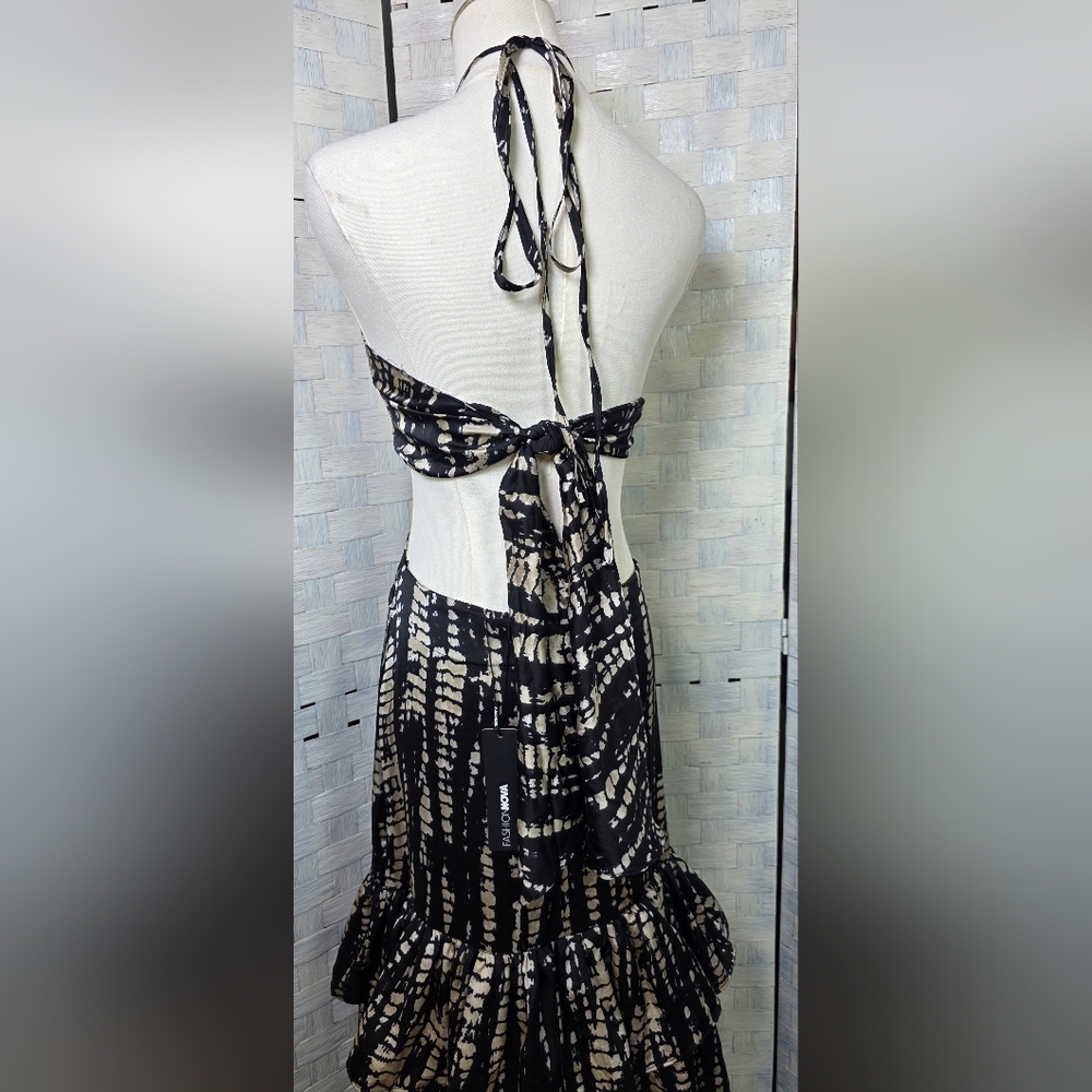 FASHION NOVA MAXI DRESS - Picture 5 of 10